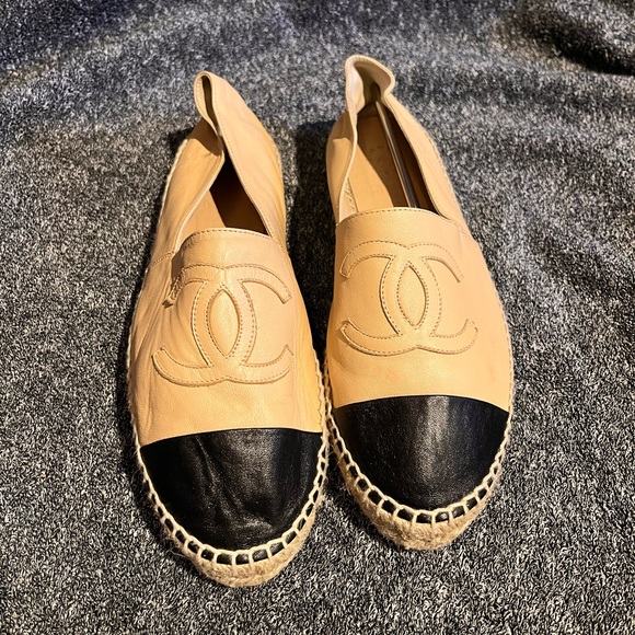 Chanel lambskin beige - Picture 2 of 3